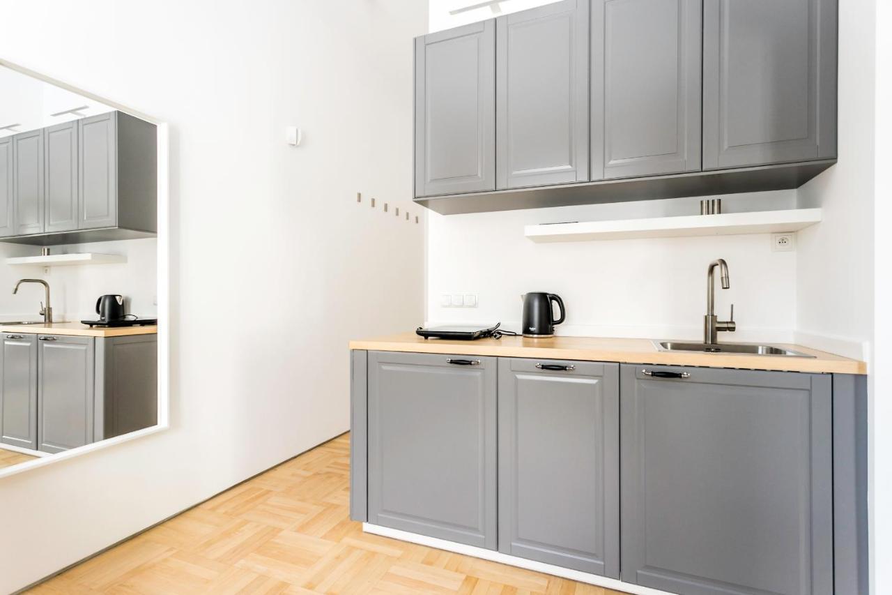 ורשה P&O Serviced Apartments Warecka Street מראה חיצוני תמונה