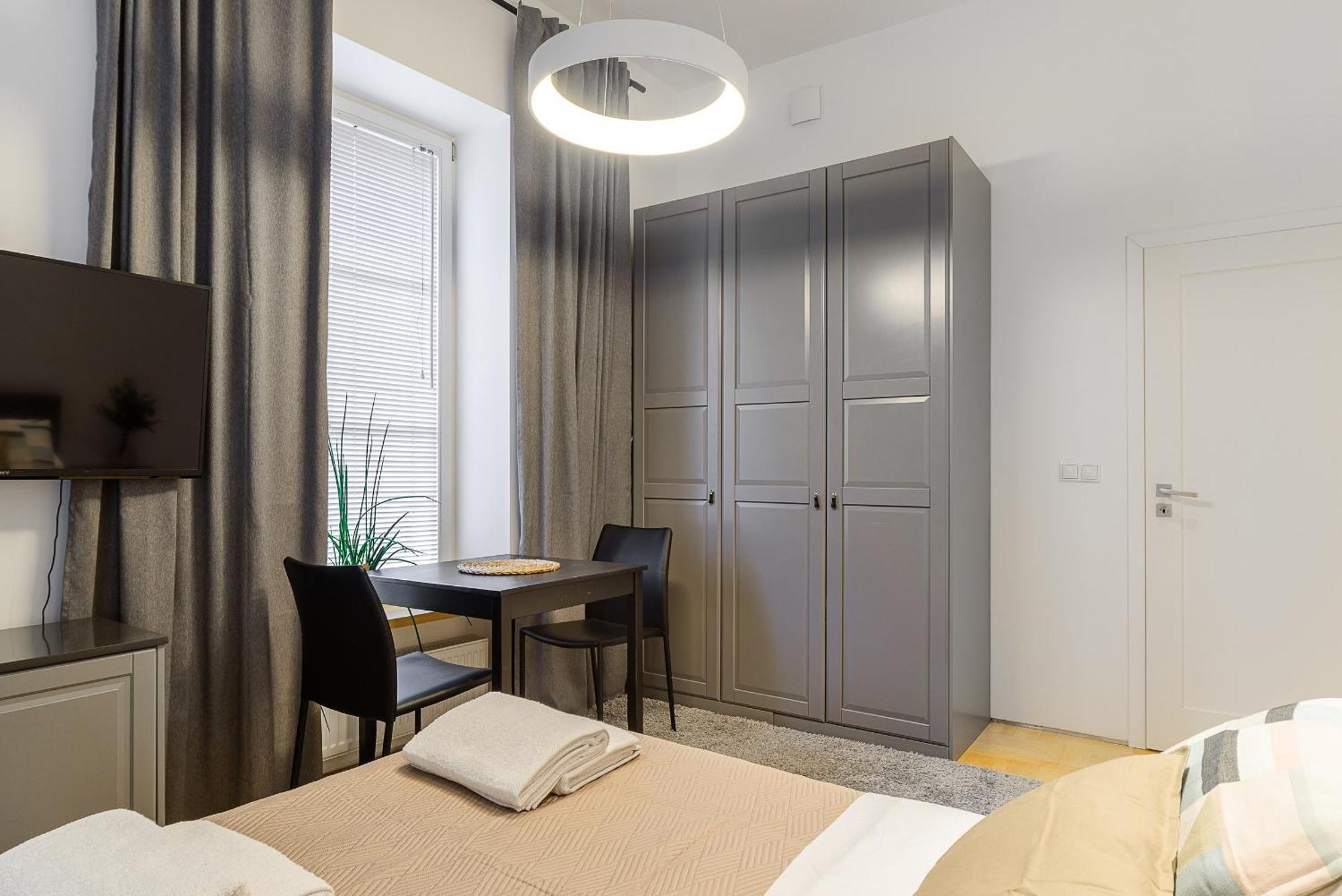 ורשה P&O Serviced Apartments Warecka Street מראה חיצוני תמונה